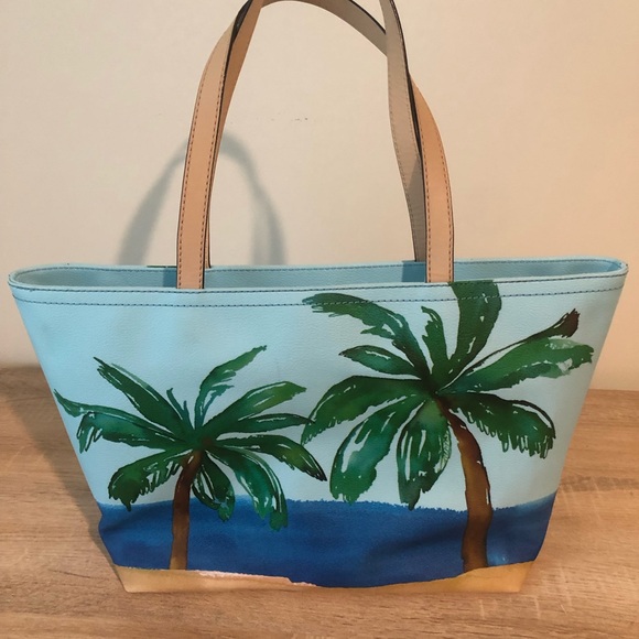 New Kate Spade I need a vacation tote. Gorgeous bag. - Picture 4 of 11